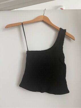 Urban Outfitters Black One-Shoulder Ribbed Crop Top